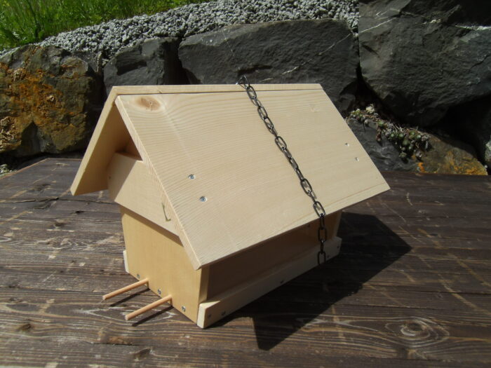 Vogel-Futterhaus mit Plexiglas